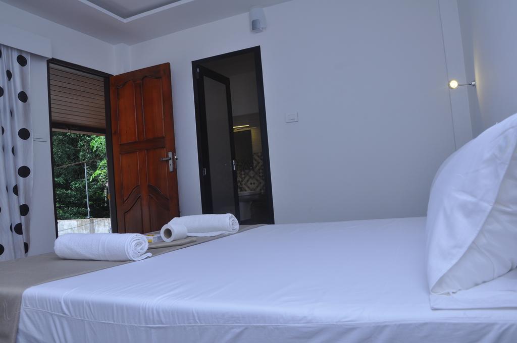 Marari Beach Pearl Homestay Mararikulam Esterno foto