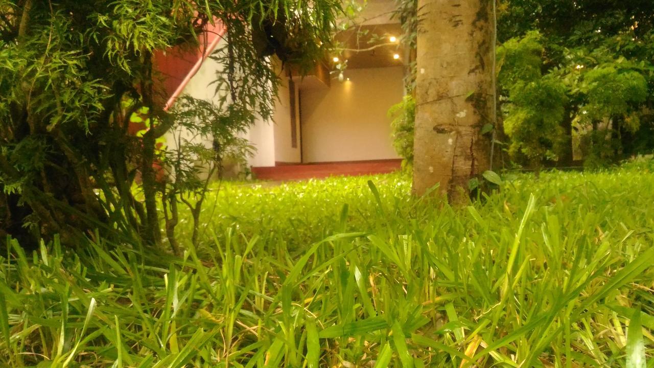 Marari Beach Pearl Homestay Mararikulam Esterno foto